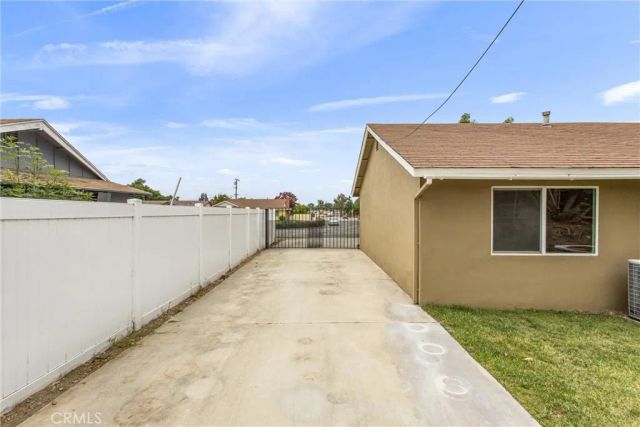 2960 Sterling, Pomona, CA 91767