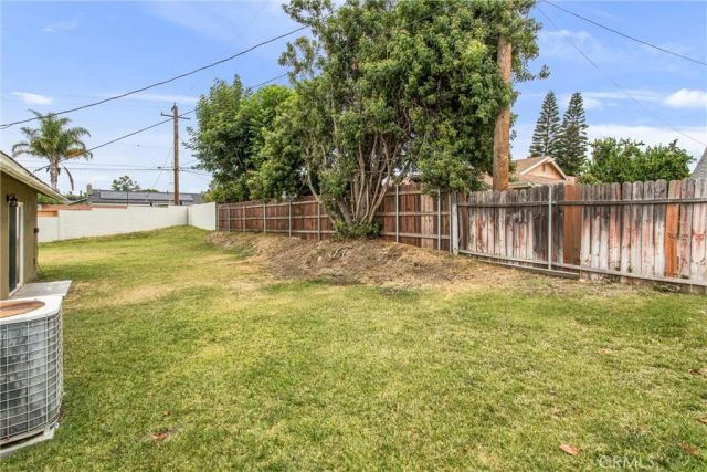 2960 Sterling, Pomona, CA 91767