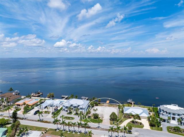 659 KEY ROYALE DRIVE, Holmes Beach, FL 34217