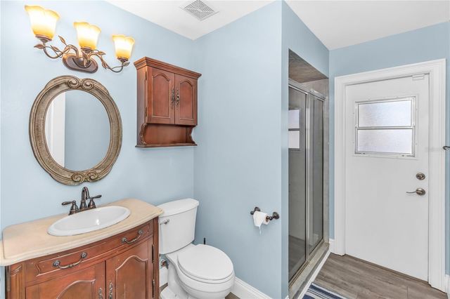 404 GLEN ABBEY LANE, Debary, FL 32713