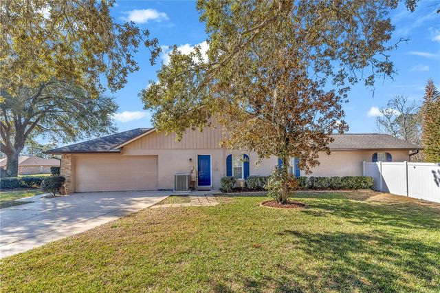 404 GLEN ABBEY LANE, Debary, FL 32713