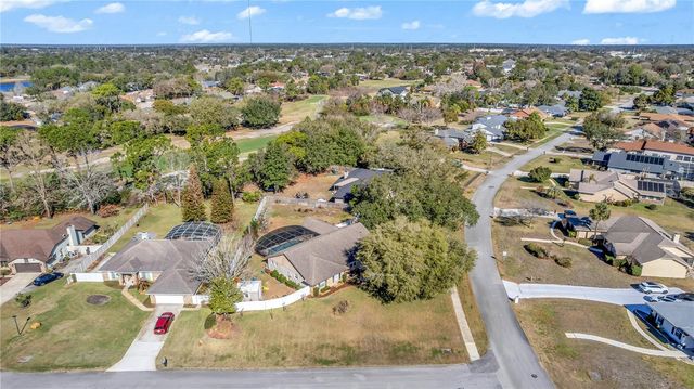 404 GLEN ABBEY LANE, Debary, FL 32713