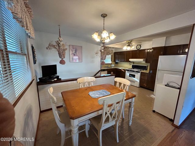 108 Newark Avenue, Union Beach, NJ 07735