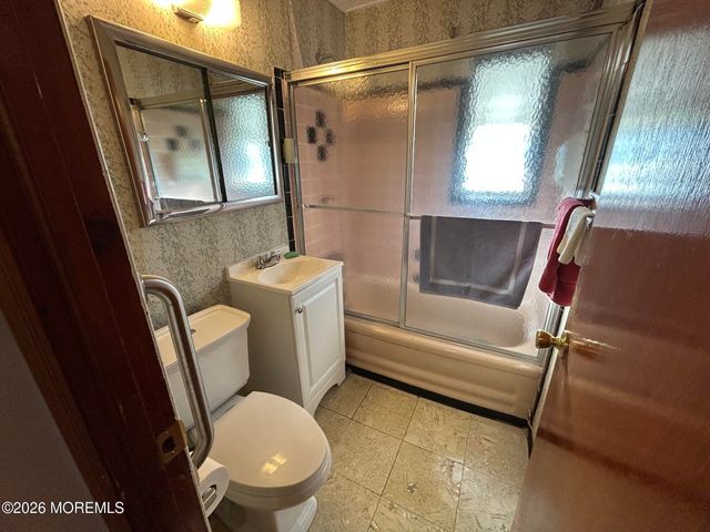 108 Newark Avenue, Union Beach, NJ 07735