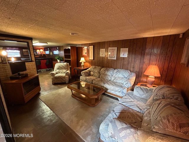 108 Newark Avenue, Union Beach, NJ 07735