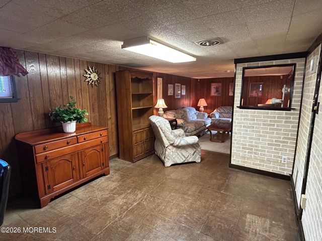 108 Newark Avenue, Union Beach, NJ 07735