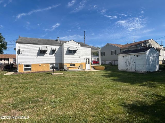 108 Newark Avenue, Union Beach, NJ 07735