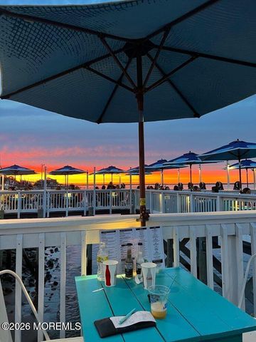 108 Newark Avenue, Union Beach, NJ 07735