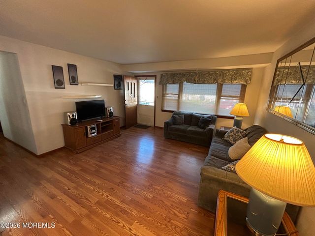 108 Newark Avenue, Union Beach, NJ 07735