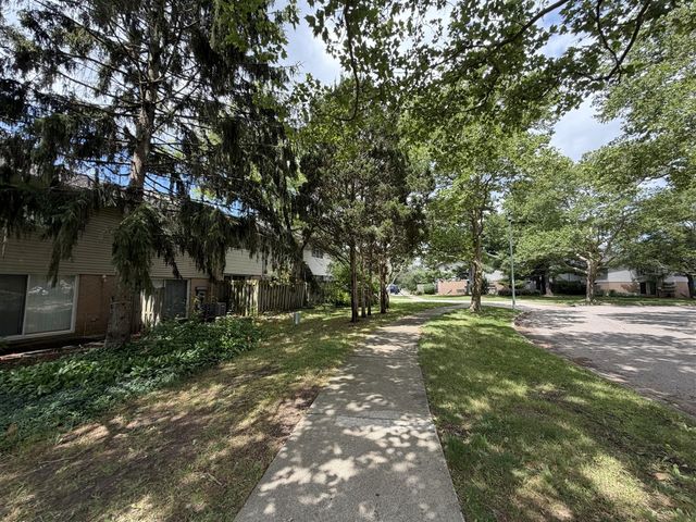 3439 Kenbrooke Court, Kalamazoo, MI 49006