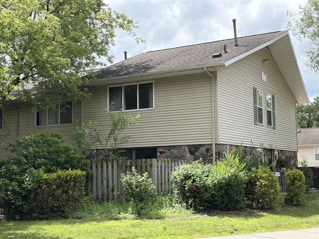 3439 Kenbrooke Court, Kalamazoo, MI 49006