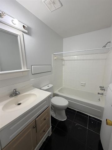 3439 Kenbrooke Court, Kalamazoo, MI 49006