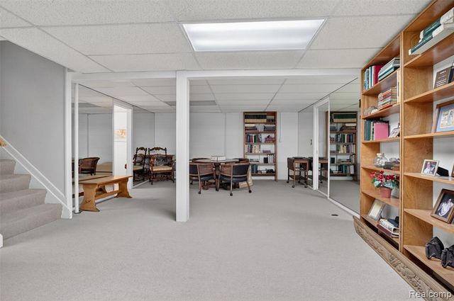 857 Helston Road, Bloomfield Village, MI 48304