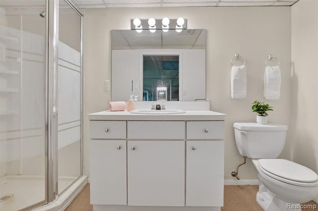 857 Helston Road, Bloomfield Village, MI 48304