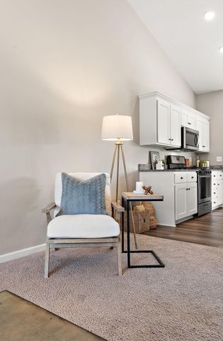 6815 91st Street S, Cottage Grove, MN 55016