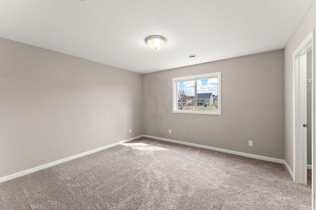 6815 91st Street S, Cottage Grove, MN 55016