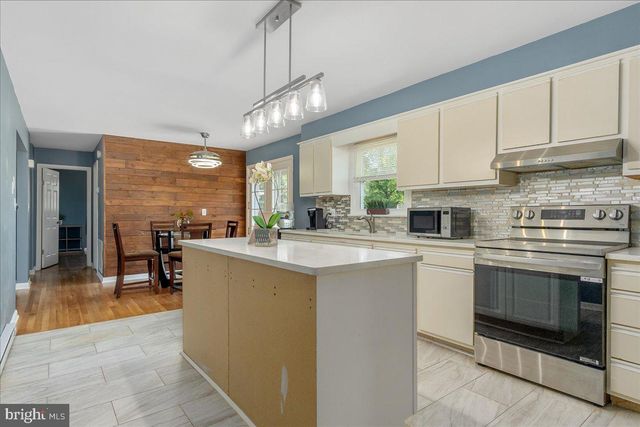 14731 HARRISVILLE RD, Mount Airy, MD 21771