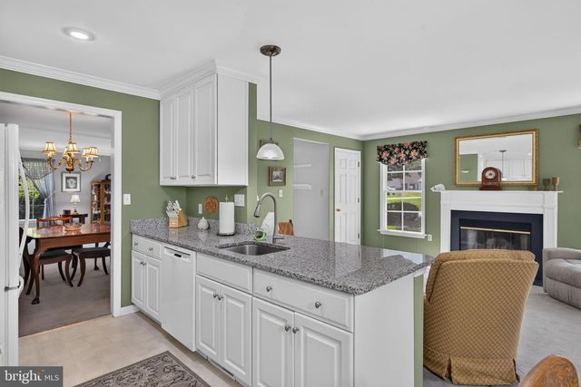 1290 CRESTVIEW DR, Denver, PA 17517
