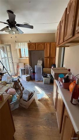 7396 Arlington Drive, St Louis, MO 63117