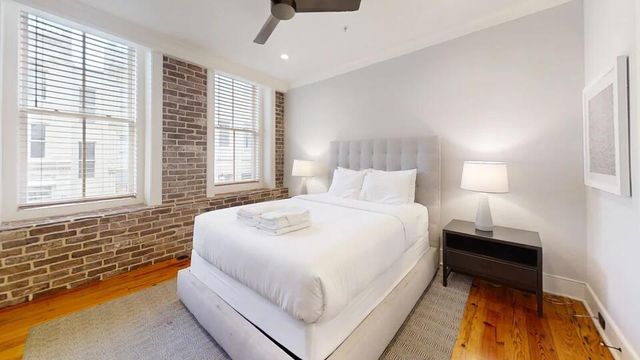 288 King Street 201, Charleston, SC 29401