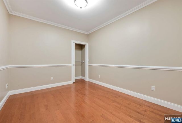 75 Windsor Lane, Ramsey, NJ 07446