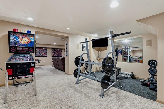 3720 Briarwood LANE, Manitowoc, WI 54220