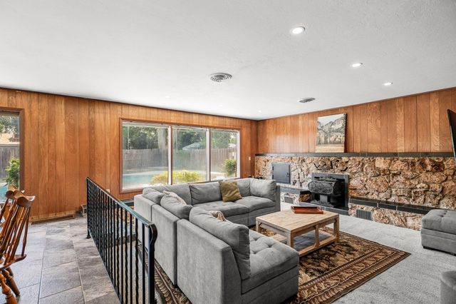 3371 Bardick Road, Anderson, CA 96007