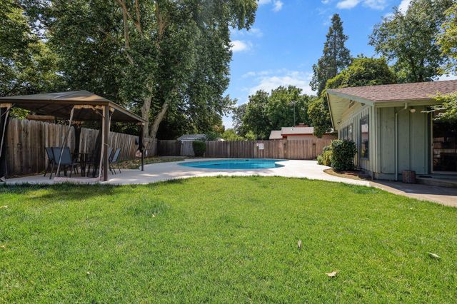 3371 Bardick Road, Anderson, CA 96007