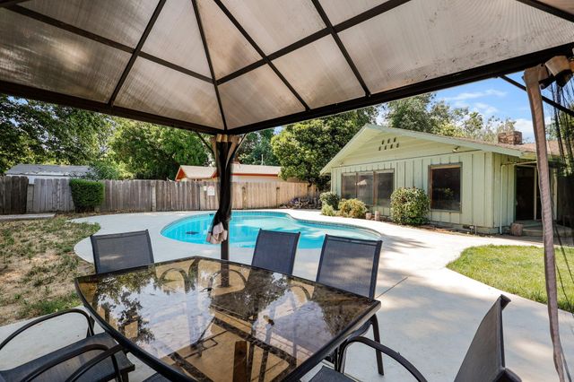 3371 Bardick Road, Anderson, CA 96007