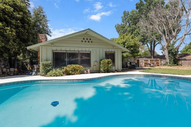 3371 Bardick Road, Anderson, CA 96007
