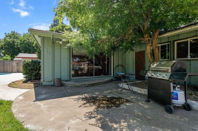 3371 Bardick Road, Anderson, CA 96007