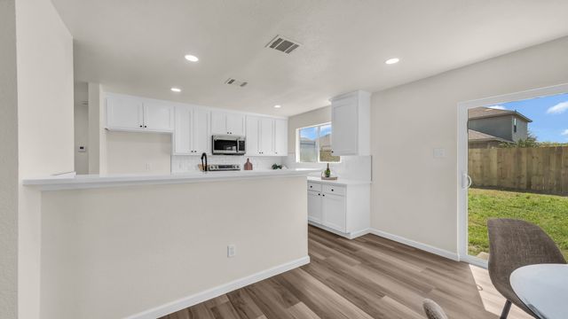 413 Fawn Hill Drive, Fort Worth, TX 76134