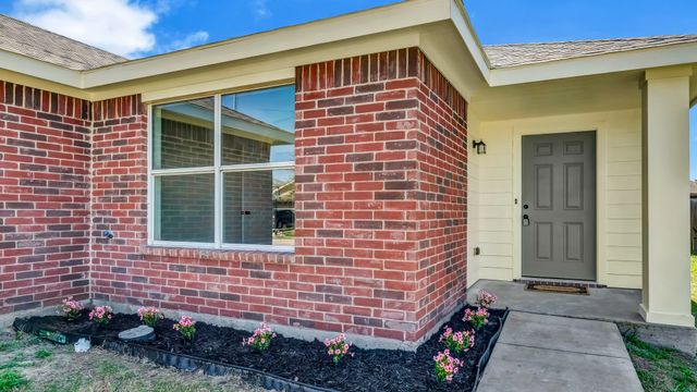 413 Fawn Hill Drive, Fort Worth, TX 76134