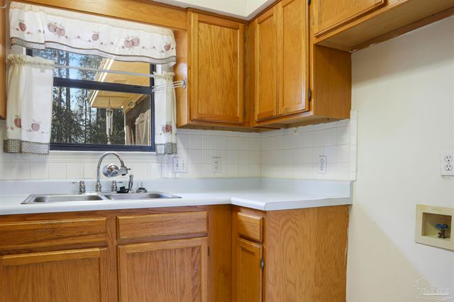 7725 W Jackson St, Pensacola, FL 32506