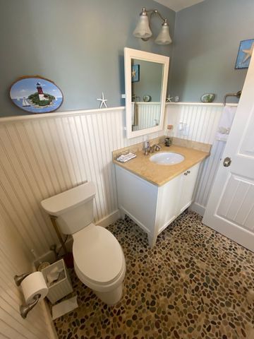 21 Hummock Lane, Duxbury, MA 02332
