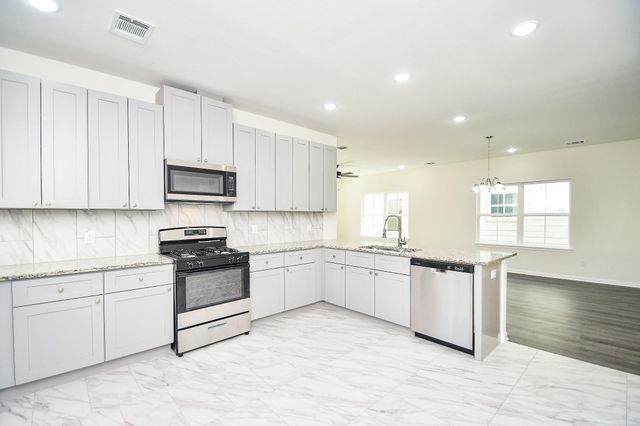 12202 Heather Flower Lane, Houston, TX 77014