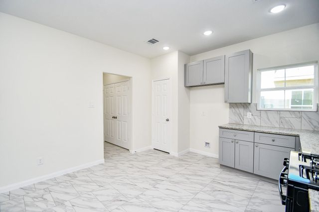 12202 Heather Flower Lane, Houston, TX 77014