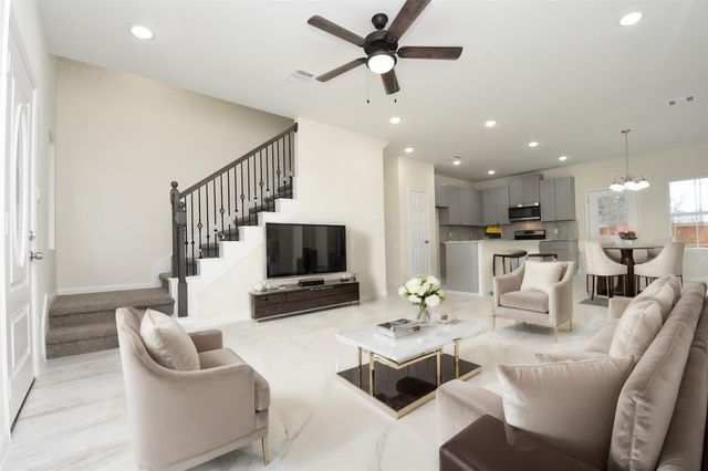 12202 Heather Flower Lane, Houston, TX 77014