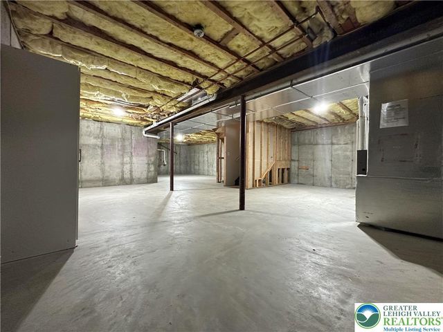 12 Cobblestone Drive, Palmer Twp, PA 18045