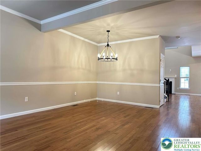 12 Cobblestone Drive, Palmer Twp, PA 18045