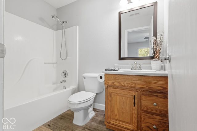 18084 Sanibel Circle, Westfield, IN 46062