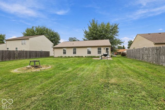 18084 Sanibel Circle, Westfield, IN 46062