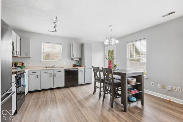 18084 Sanibel Circle, Westfield, IN 46062