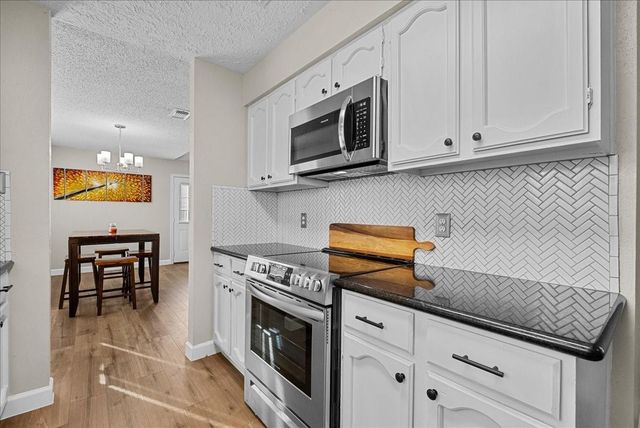 2503 Corral Trail, Friendswood, TX 77546