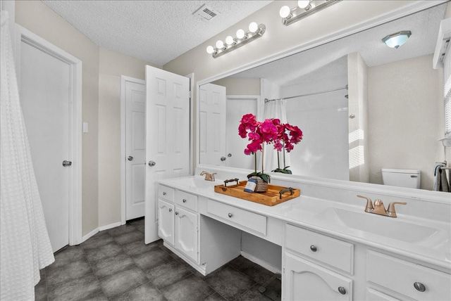 2503 Corral Trail, Friendswood, TX 77546