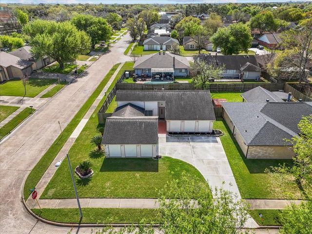 2503 Corral Trail, Friendswood, TX 77546