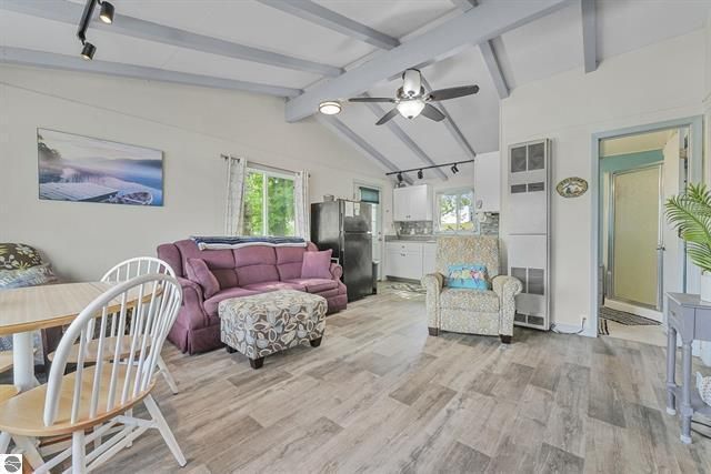 9301 E 50 Road, Cadillac City, MI 49601