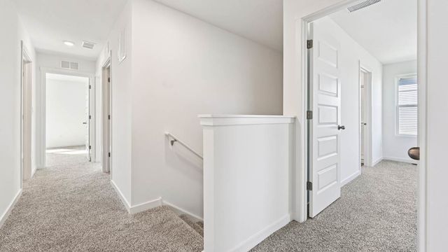 130 Cornerstone Crossing, Hampshire, IL 60140