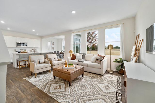 130 Cornerstone Crossing, Hampshire, IL 60140