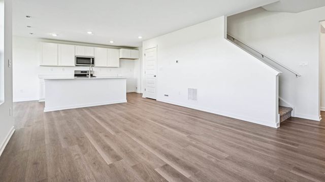 130 Cornerstone Crossing, Hampshire, IL 60140